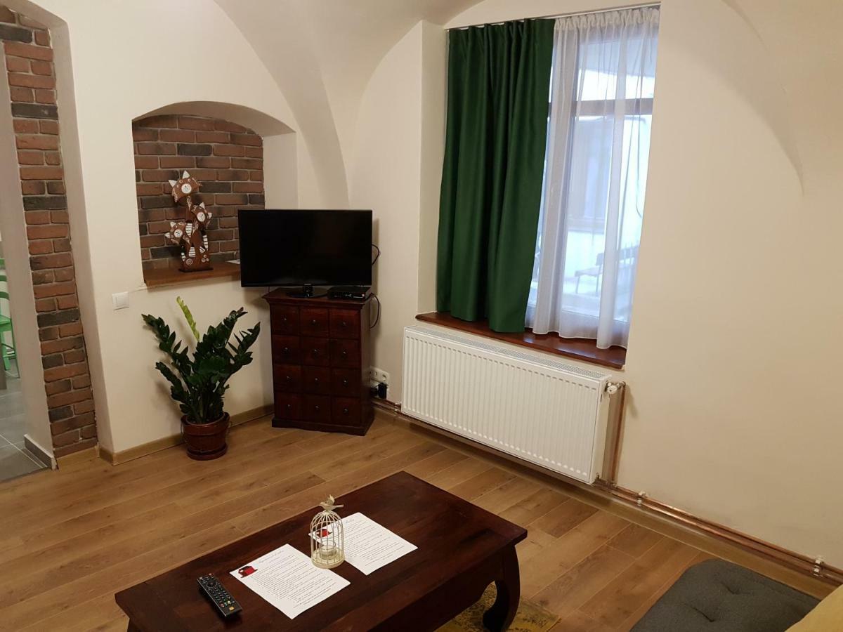 Central Am Brukenthal Apartment Sibiu Ngoại thất bức ảnh